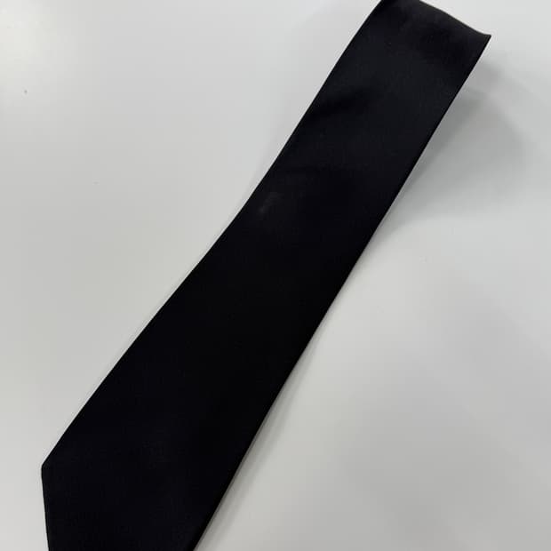 블랙 실크 넥타이 9cm