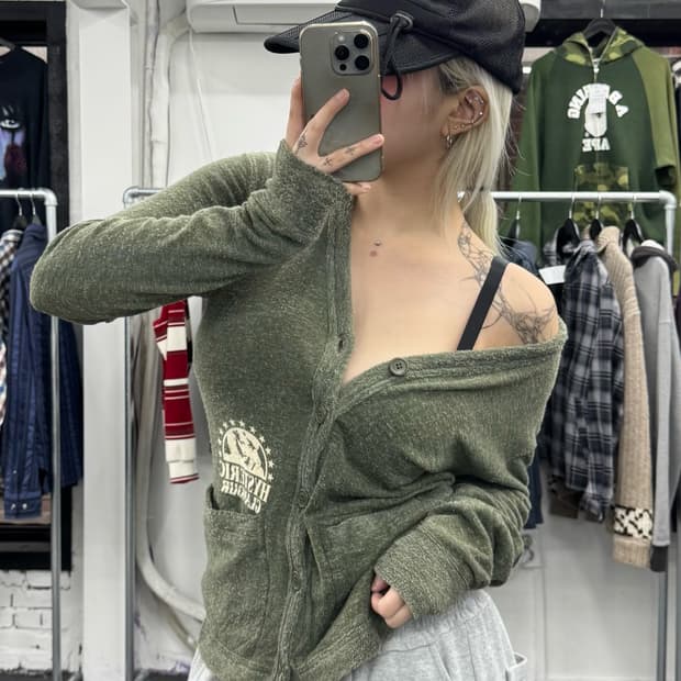 히스테릭 글래머 카키 가디건