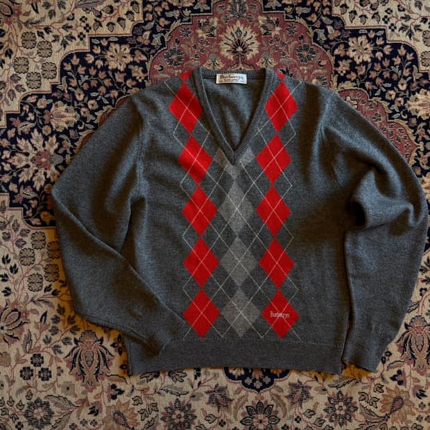 버버리 스코티쉬 아가일 니트 105