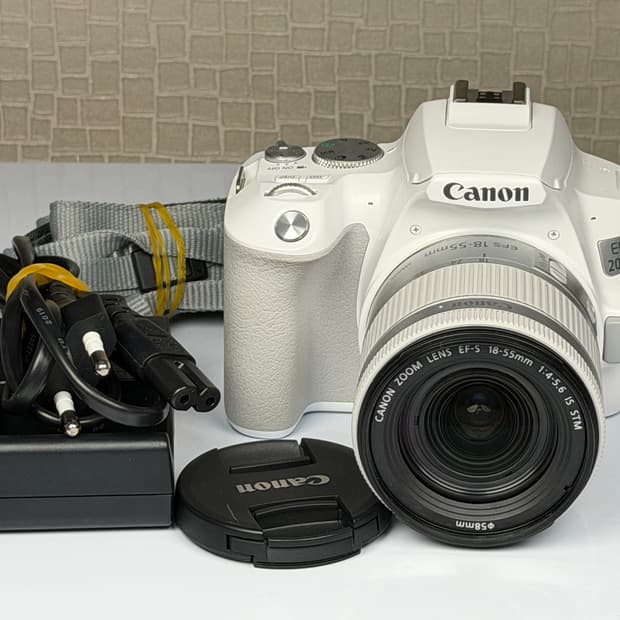 캐논 EOS 200D2 화이트 DSLR 카메라