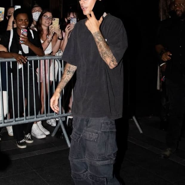 [32]발렌시아가 21AW 재패니즈 카고 데님 인디고