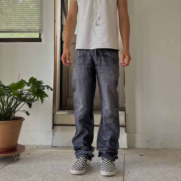 Levi’s 501 진청 스트레이트 데님