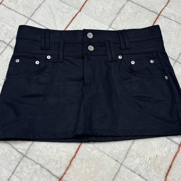 보헤미안 서울 더블 벨트 라인 미니스커트 M