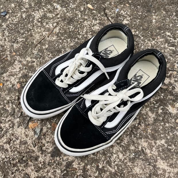 반스 올드스쿨 블랙 스니커즈 230