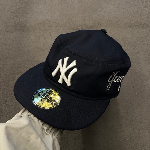 뉴에라 양키스 필박스 처분 