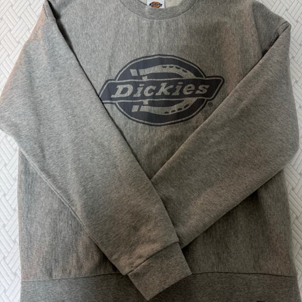 디키즈 맨투맨s