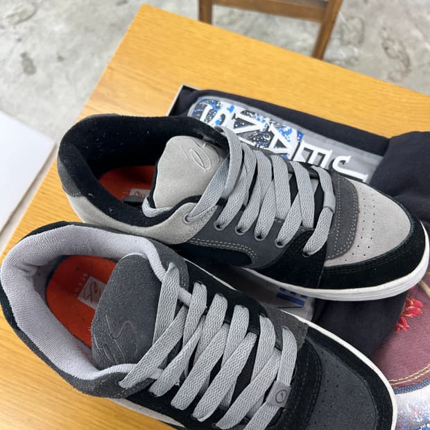 Es x beams 악셀 보드화