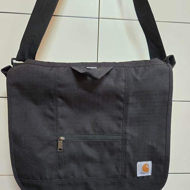 칼하트 블랙 메신저 백