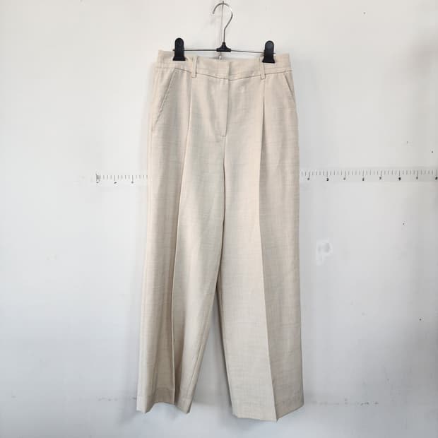 JJ-RO 아이보리 플리츠 바지