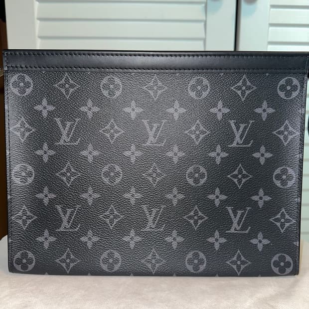 루이비통 포쉐트 보야주 클러치