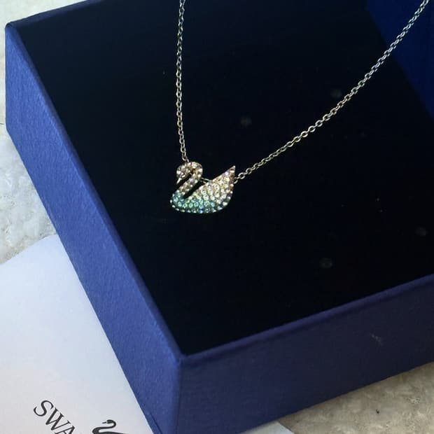 스와로브스키 백조 목걸이 블루스완