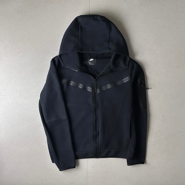 나이키 테크팩 블랙