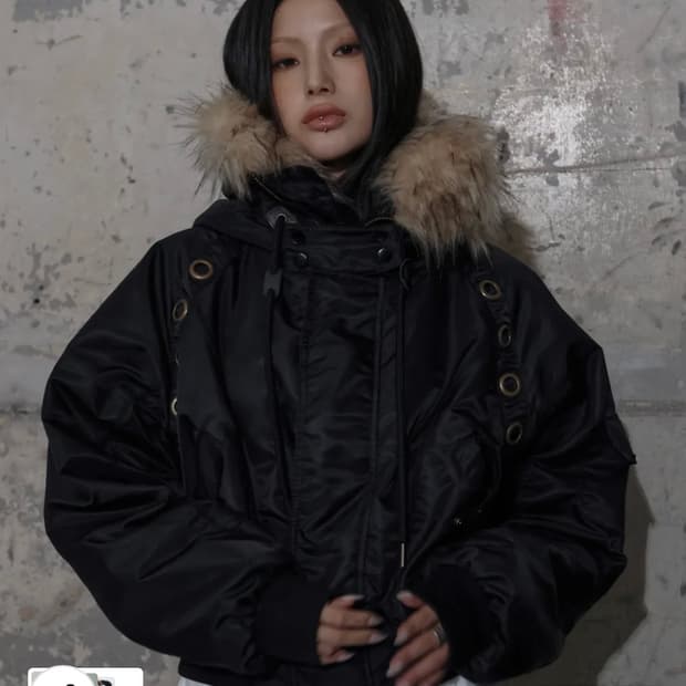 팬시클럽 아일렛 퍼 블루종 MA-1 블랙