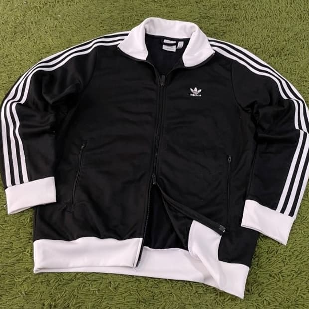 아디다스 베켄바우어 검흰 블랙 트랙탑 져지집업 105/XL