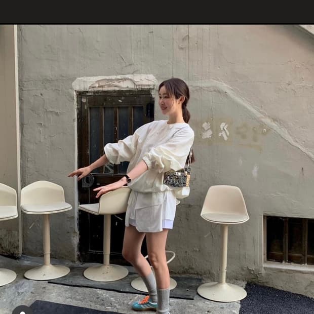 아디다스 가젤 인도어 프리러브 245