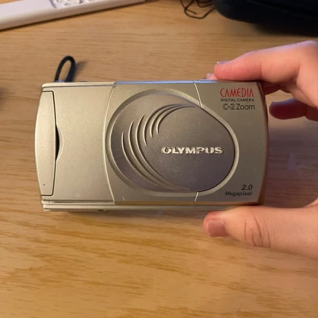 올림푸스 C-200 Zoom 디카