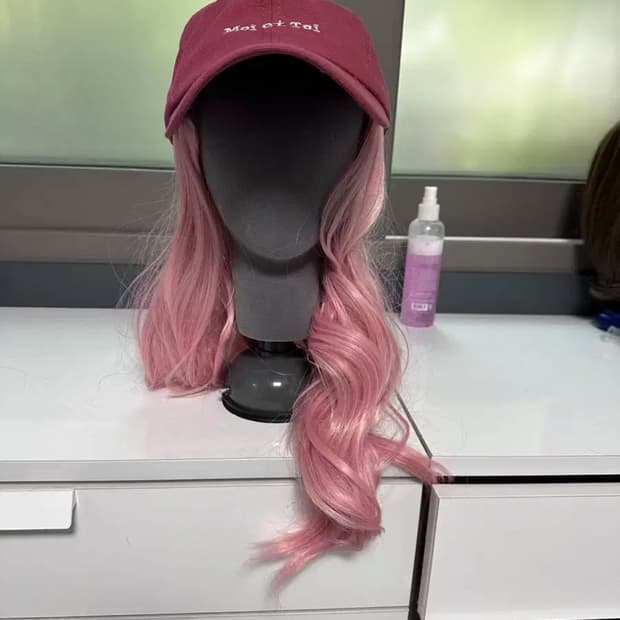 핑크 롱웨이브 일체형 모자가발