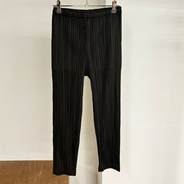 플리츠 플리즈 그레이 밴딩 플리츠 크롭 팬츠 