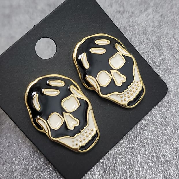 스컬 해골귀걸이