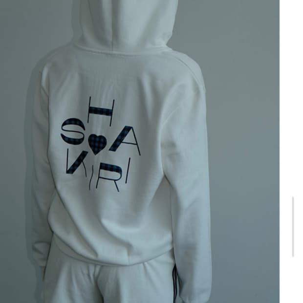 샤키리 후드집업