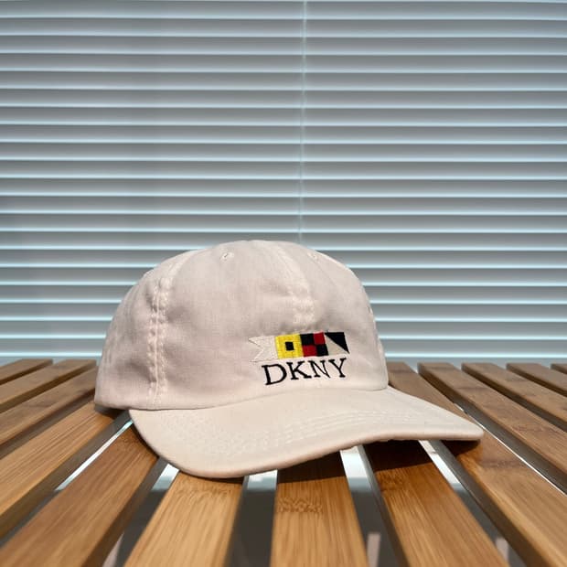 미제 90s DKNY 볼캡 