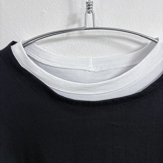 레이어드 넥 슬리브 