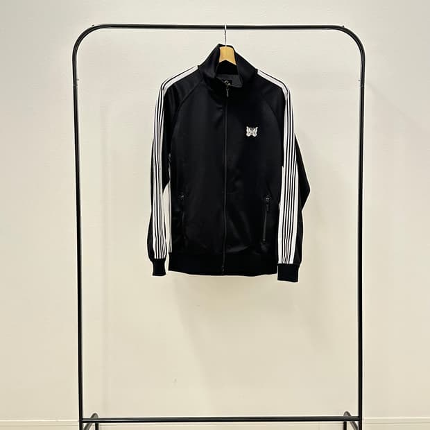 니들스 트랙 자켓 