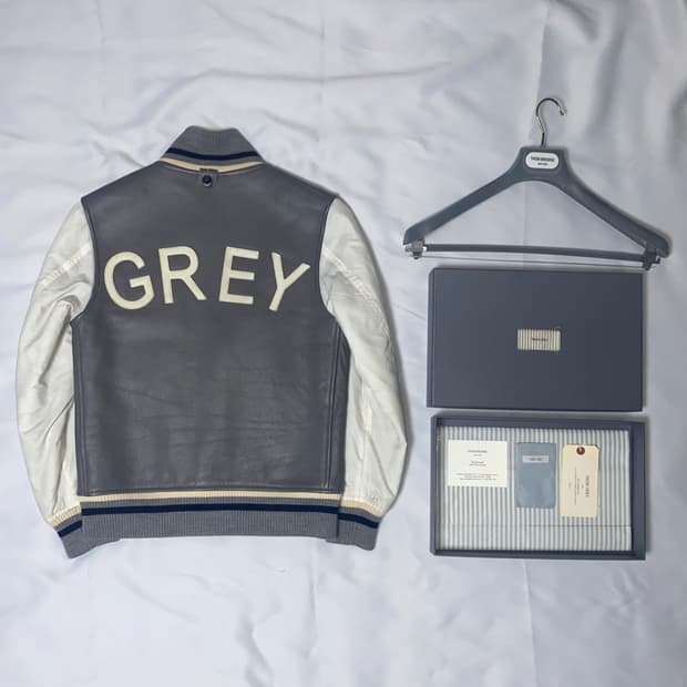 톰그레이 by톰브라운 가죽 스타디움 점퍼