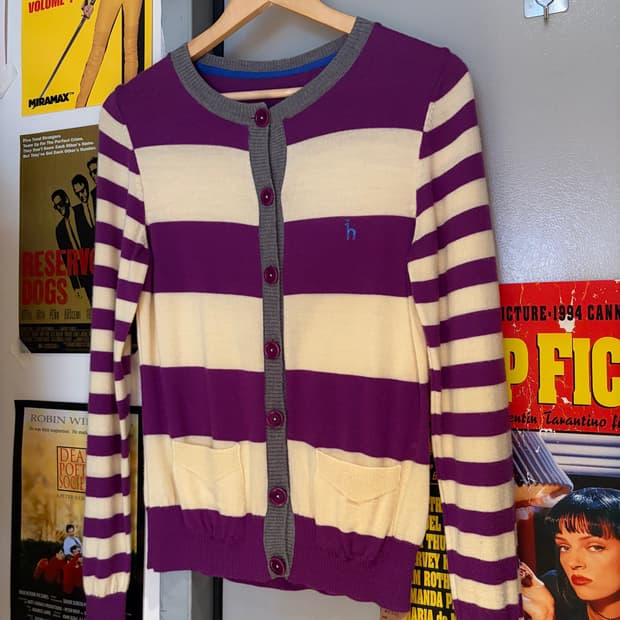 헤지스 스트라이프 니트 가디건