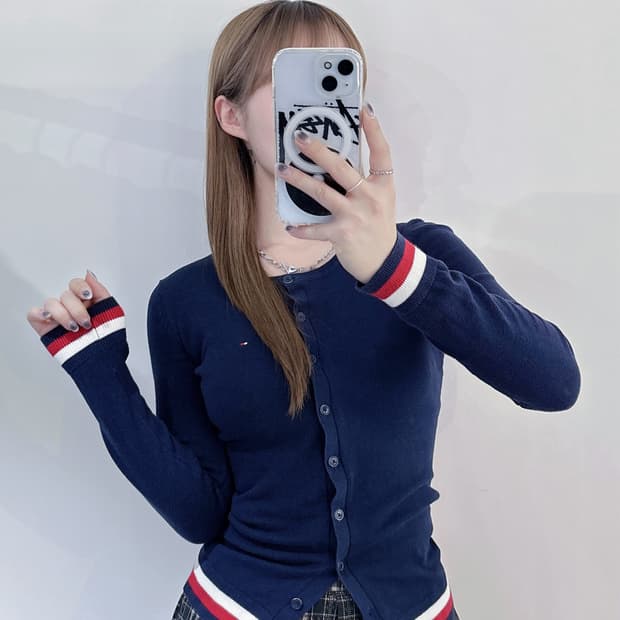 타미힐피거 네이비 딱붙핏 라운드 가디건