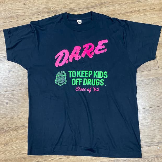92’s DARE 빈티지 티셔츠 D.A.R.E