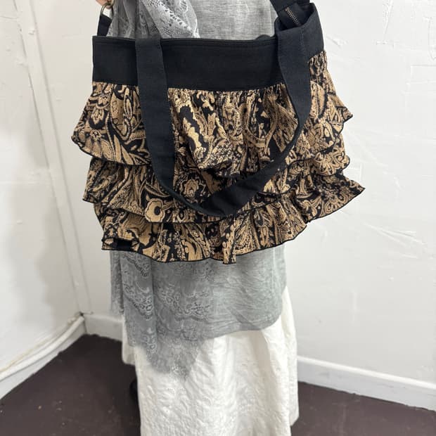 oriental frill bag