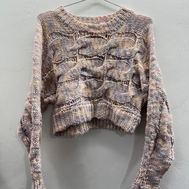pastel crop knit