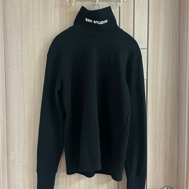 ESC스튜디오 워머 포인트 목폴라 폴라티 터틀넥 