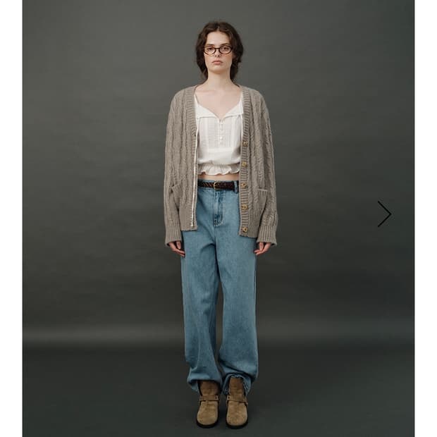 더바넷 Granny Cable Knit Cardigan 그래니가디건그레이