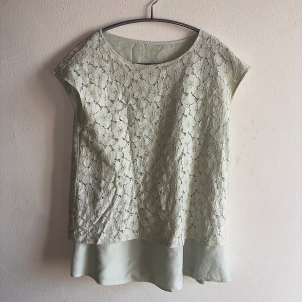 Flower Lace Detail Tee