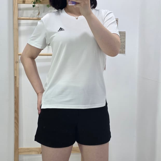 [프립]M/아디다스 반팔 티셔츠 운동복재질 화이트
