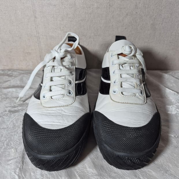 발리 가죽 스니커즈 8(260)