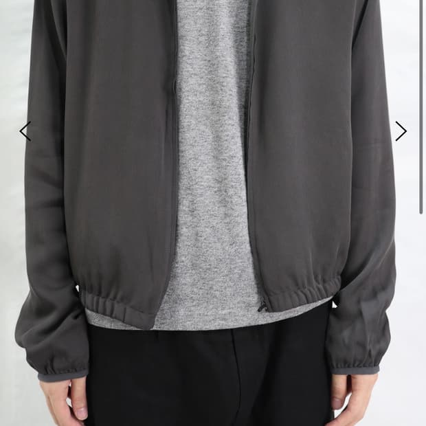 Les 큐프라 집업 차콜