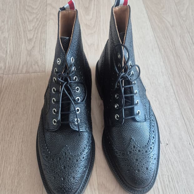 톰브라운 부츠 Thom Browne Wingtip Boot