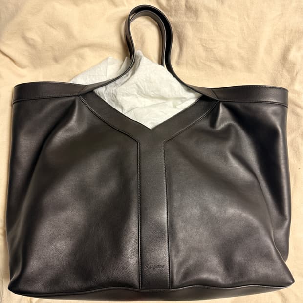 생로랑 Y 토트백 (김원중, 차은우, 김나영 가방)