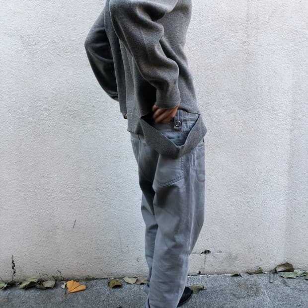 지방시 컷오프 스웨터