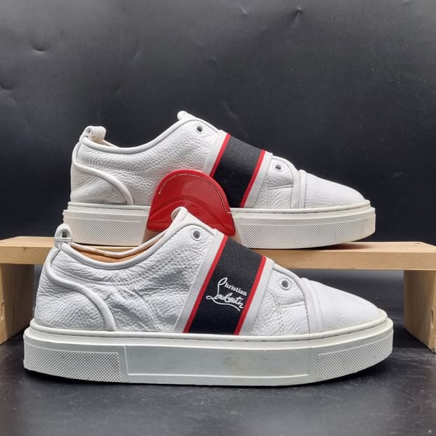 크리스찬루부탱 아돌레센차 스니커즈40 255