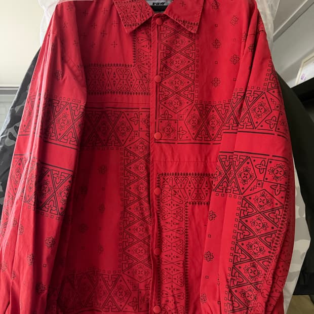 블라인드파일즈 반다나 코치자켓 레드