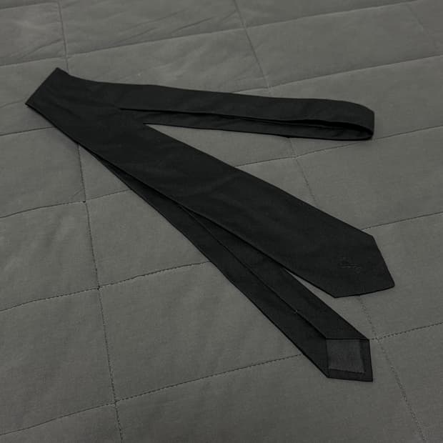 아미 드 꾀흐 다크그레이 ADC 넥타이 새상품