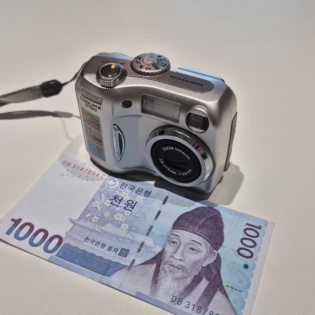 작례O 초소형 디카 니콘 쿨픽스 3100 디지털카메라 빈티지 카메라