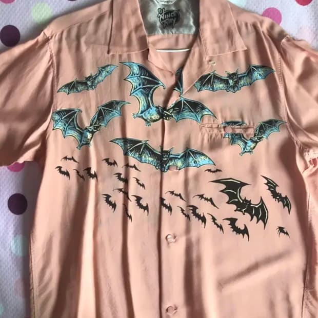 스타오브헐리우드 박쥐셔츠