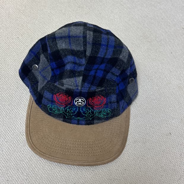 스투시 겨울용 캠프캡