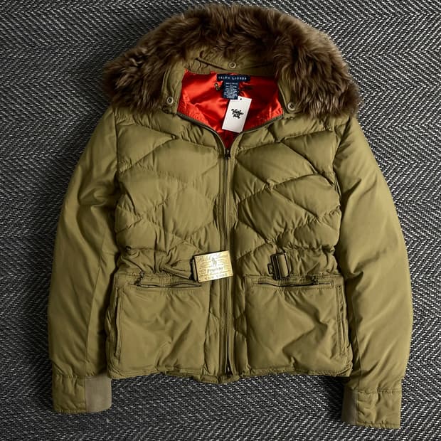 폴로 랄프로렌 우먼스 벨티드 라쿤 다운 패딩o 2843