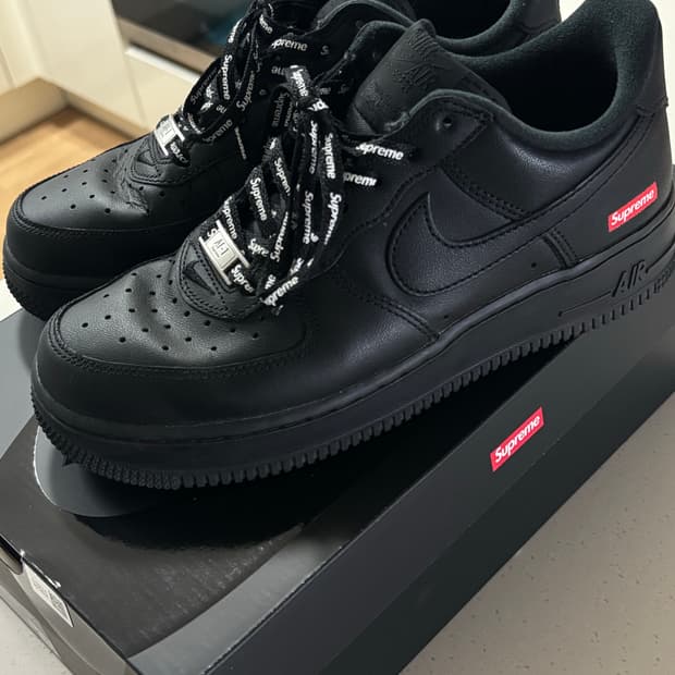 슈프림에어포스 블랙240